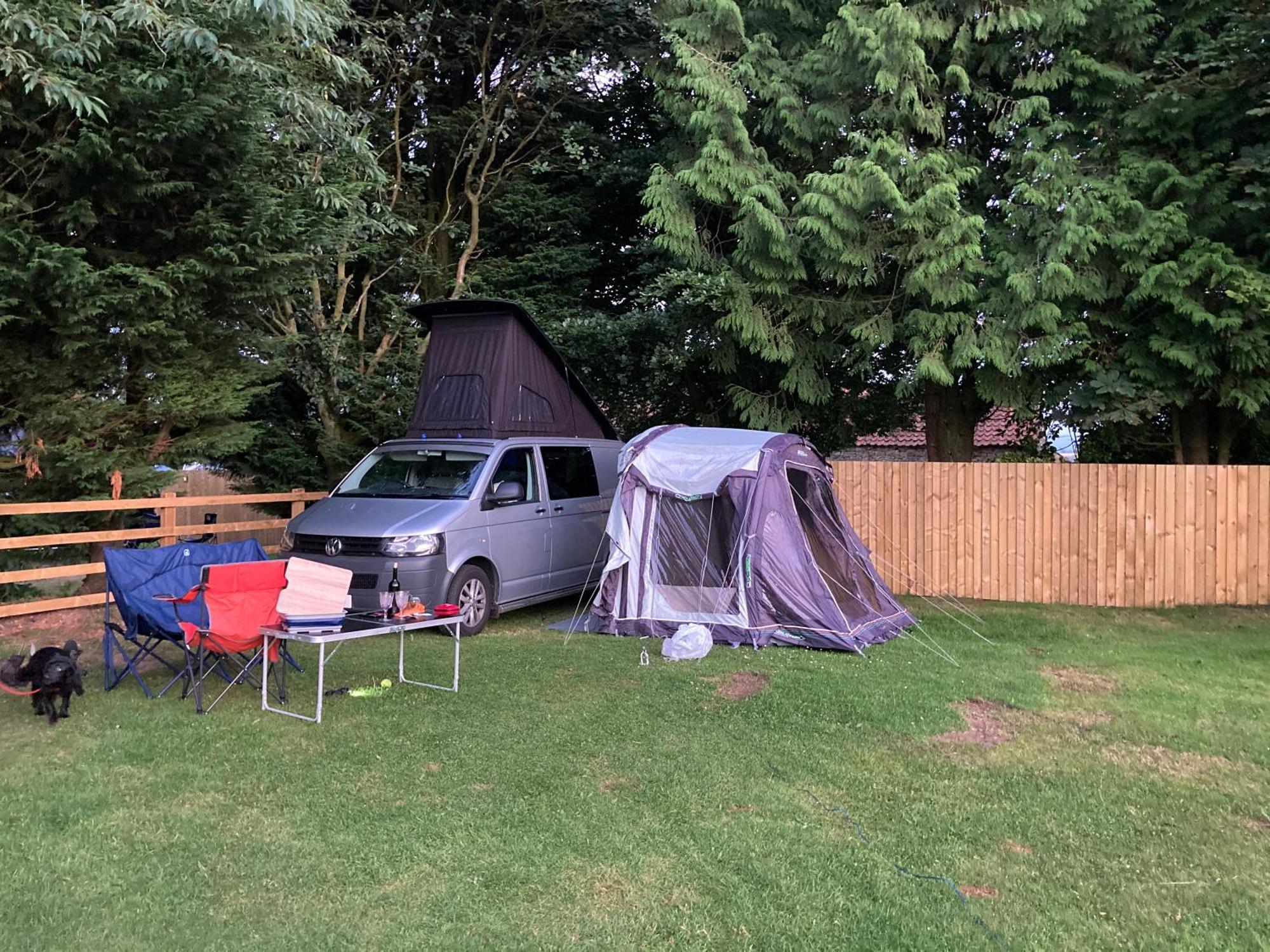 Bank Top Camping-North York Moors With Pitches For Caravans, Camper Vans And Tents Hotell Pickering Exteriör bild
